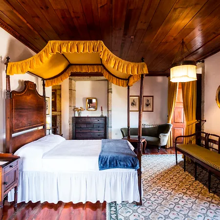 Casa Nobre Do Correio-mor Ponte da Barca