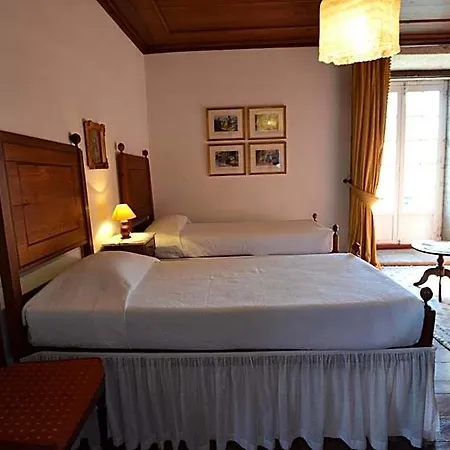 Bed and Breakfast Casa Nobre Do Correio-mor 3*