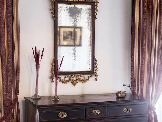 Casa Nobre Do Correio-mor