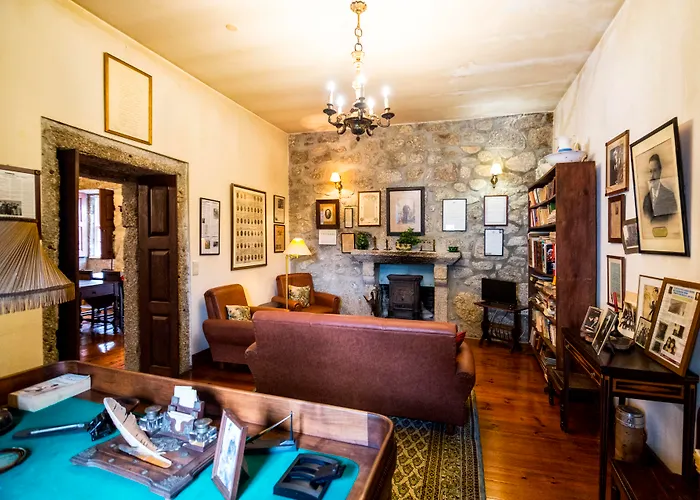 Casa Nobre Do Correio-mor 3*