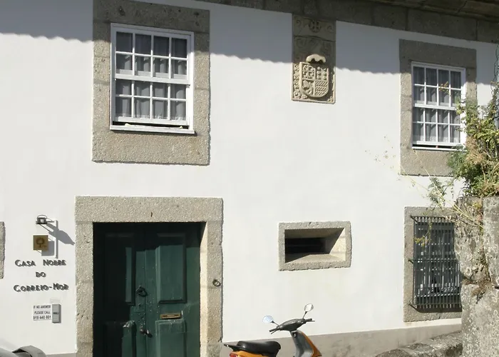 Casa Nobre Do Correio-mor Couette-café