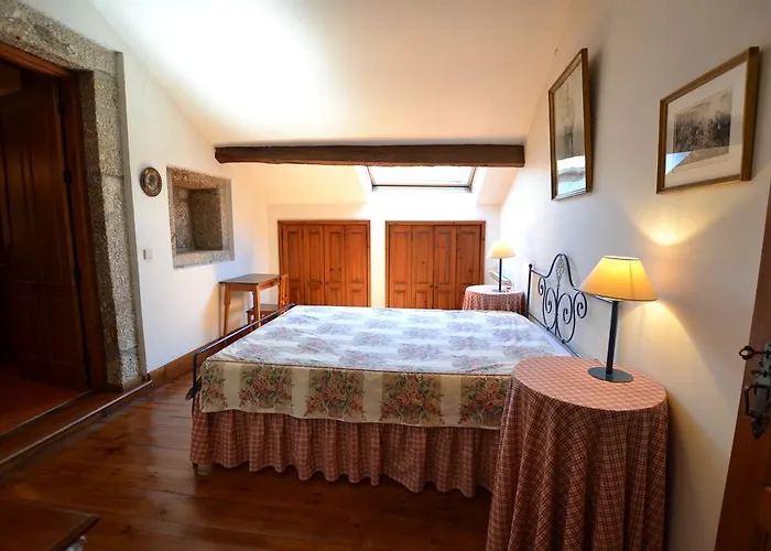 Bed & Breakfast Casa Nobre Do Correio-mor 3*