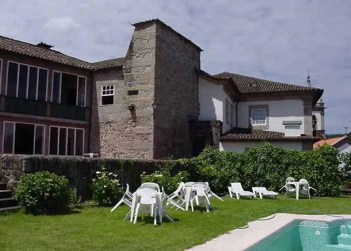 Casa Nobre Do Correio-mor Couette-café Ponte da Barca